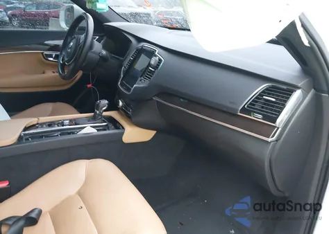 2018 Volvo Xc90 T6 Momentum z USA, uszkodzony, nr VIN YV4A22PK9J1365061